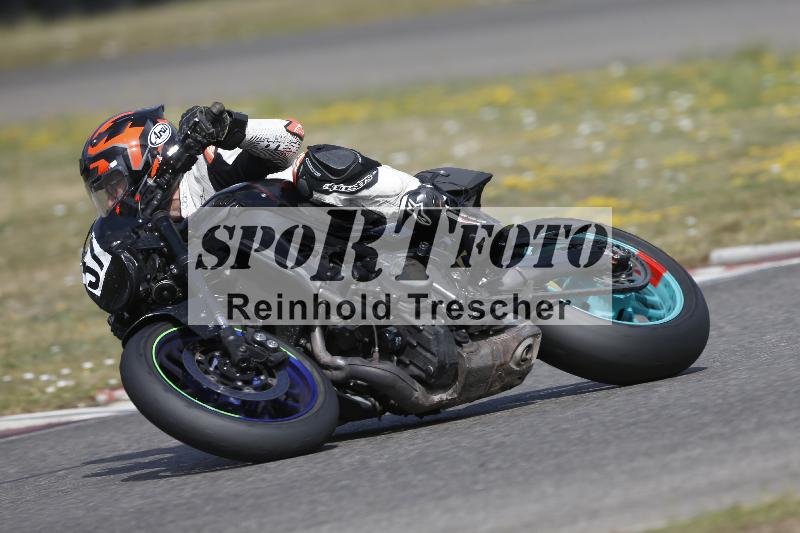 /37 09.08.2026  Pluess Motosport ADR/Freies Fahren/37